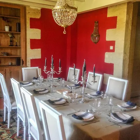 Saint-emilion Chateau Sleeps 16 Pool Wifi *