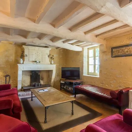 Saint-emilion Chateau Sleeps 16 Pool Wifi Kır Evi